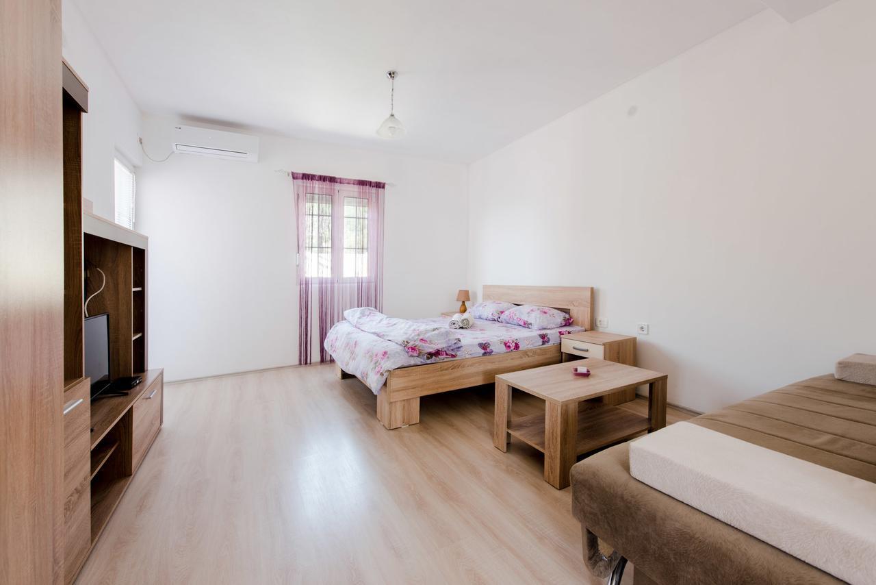 Guest House Vukmarkovic Сутоморе Экстерьер фото
